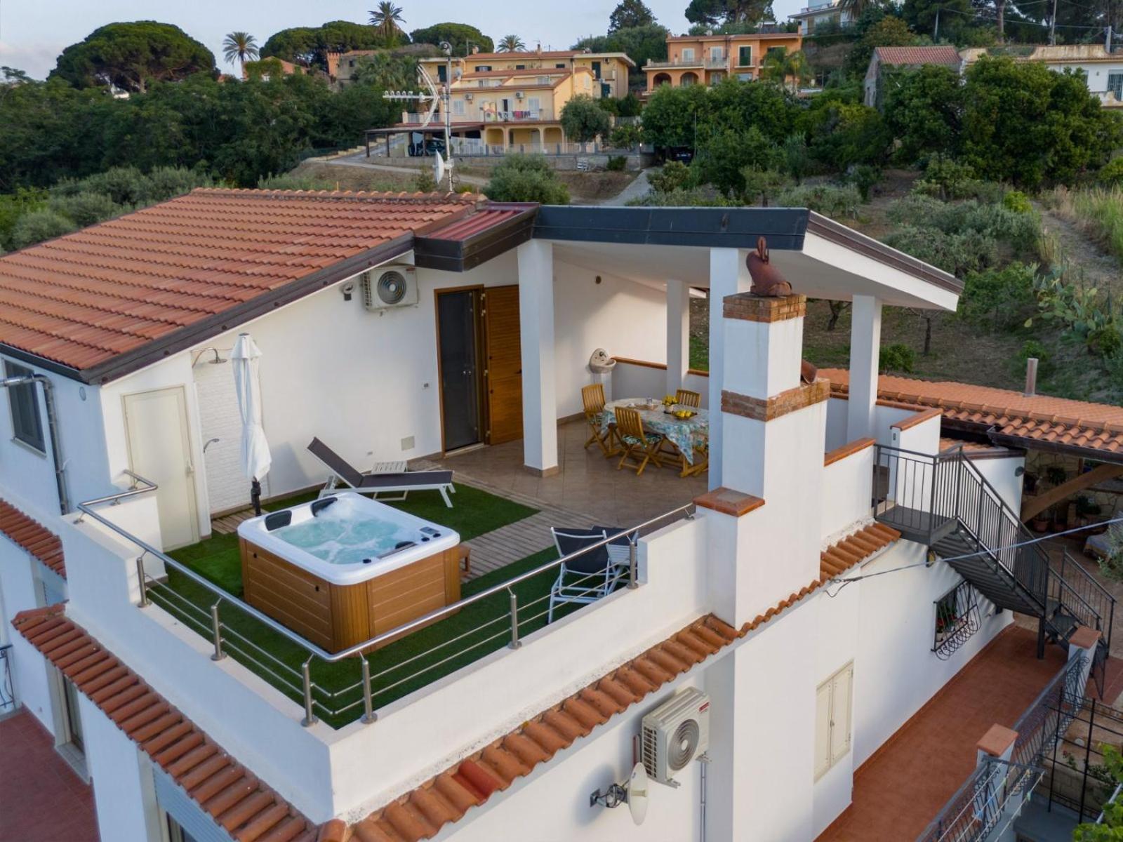 Loft Incantevole Con Idromassaggio Esterno Privato